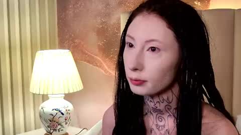 Snapshot of roxy_morrison_x chatting on 06.28.26 roxanne online show from 06.28.26