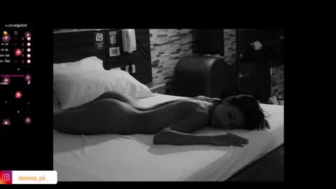 R O X Y  online show from 01.10.25