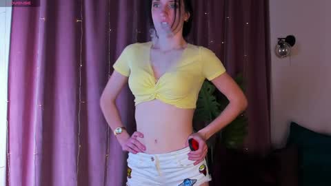 roxy_riot_ online show from 02.06.25