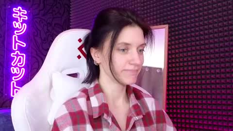 roxy_riot_ online show from 03.02.25