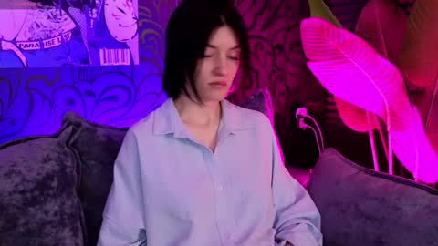 roxy_riot_ online show from 09.21.25