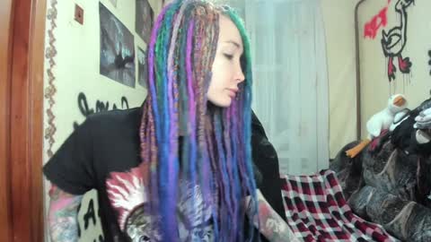 Roxy online show from 01.13.25