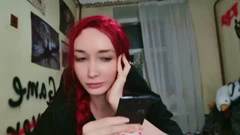 Snapshot of roxy_silver chatting on 07.18.26 Roxy online show from 07.18.26