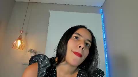 Snapshot of roxy_stone1 chatting on 06.13.26 roxy_stone1 online show from 06.13.26