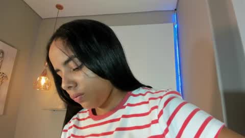Snapshot of roxy_stone1 chatting on 07.04.26 roxy_stone1 online show from 07.04.26