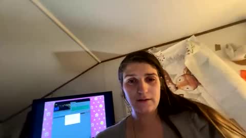 Snapshot of roxybcali chatting on 12.19.25 Roxy and Brock online show from 12.19.25