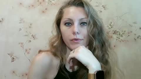 roxyfox18x01 online show from 02.27.26