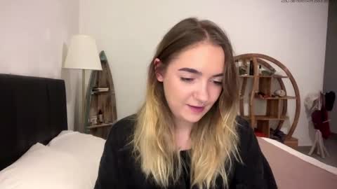 Roxy online show from 05.07.26