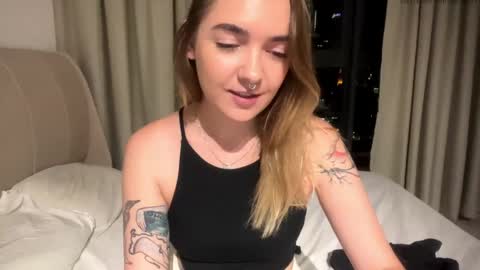 Roxy online show from 05.20.26