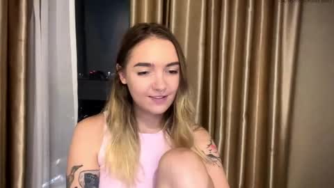 Roxy online show from 05.27.26