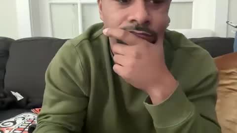 Royal SF online show from 03.04.25