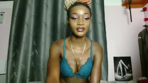 Softluxe online show from 04.09.26