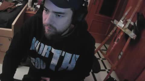 Snapshot of royer04 chatting on 11.20.25 royer04 online show from 11.20.25