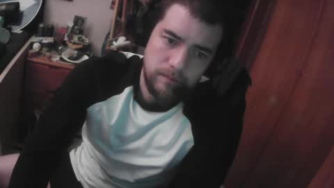 Snapshot of royer04 chatting on 02.02.26 royer04 online show from 02.02.26