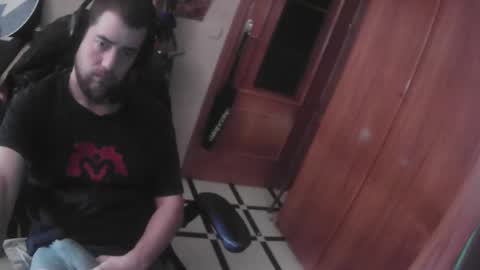 Snapshot of royer04 chatting on 02.06.26 royer04 online show from 02.06.26