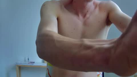 Roy online show from 09.13.25