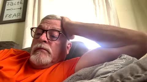 Snapshot of rs006 chatting on 09.30.25 rs006 online show from 09.30.25