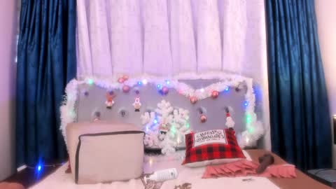 Snapshot of rubi_channel chatting on 12.23.24 Channel online show from 12.23.24