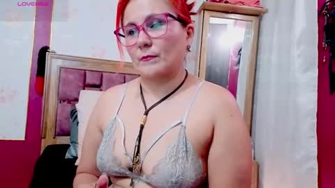 RubiQueens online show from 02.22.26