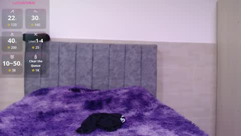 Ruby and Vanie online show from 12.21.25