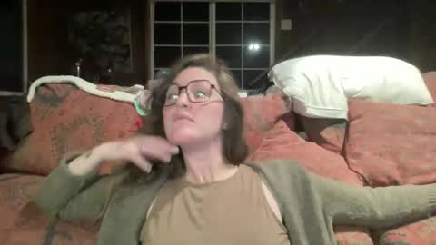 Snapshot of rubywavesback chatting on 02.26.26 rubywavesback online show from 02.26.26