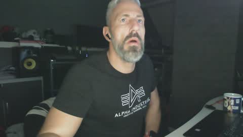 Chico que rico Caliente online show from 01.07.25