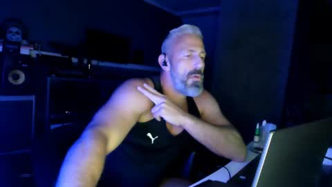 Snapshot of ruffi77 chatting on 07.26.26 Chico que rico Caliente online show from 07.26.26