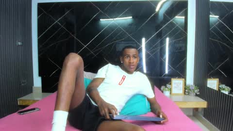 Runnix  online show from 09.24.25