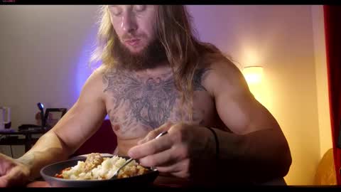 Snapshot of rusbigpaul chatting on 09.23.25 Paul online show from 09.23.25