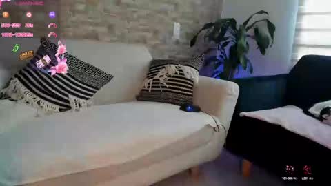 Lorenn online show from 02.21.25