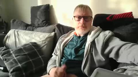 Snapshot of rusty69x chatting on 12.20.24 rusty69x online show from 12.20.24