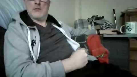 Snapshot of rusty69x chatting on 11.04.25 rusty69x online show from 11.04.25