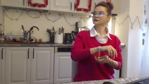 ruxandradanny online show from 02.18.25