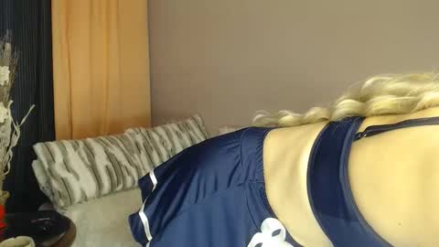 ruxandradanny online show from 10.29.25