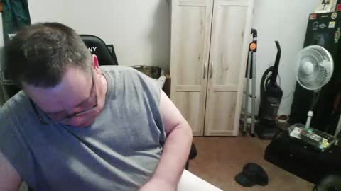 Snapshot of rwzar_1965 chatting on 06.18.26 rwzar_1965 online show from 06.18.26