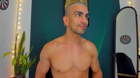 Ryan independent model online show from 09.28.25