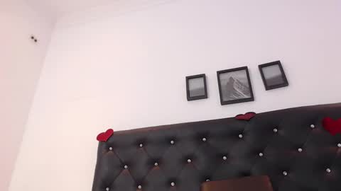 Snapshot of ryanastone_ chatting on 02.15.25 Hanna online show from 02.15.25