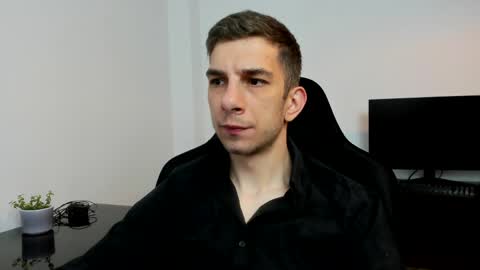 Snapshot of ryandusk chatting on 05.01.26 Andrew C. online show from 05.01.26