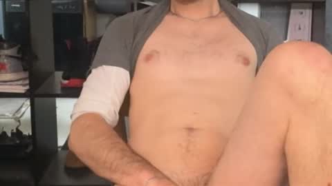 Snapshot of ryanj1zz chatting on 11.04.25 Ryan Jizz online show from 11.04.25