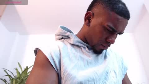 Instagram  Ryandwrn online show from 04.13.26