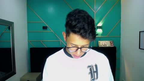 Snapshot of ryanpricee chatting on 01.03.25 RyanPricee online show from 01.03.25