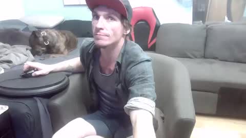 Ryan Tee online show from 10.12.25