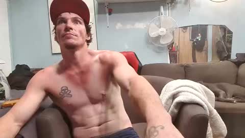 Ryan Tee online show from 10.18.25