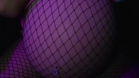 SINGLE WIDOWED MOM online show from 05.30.26