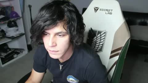 Snapshot of ryot35 chatting on 11.08.25 Ryot3 online show from 11.08.25