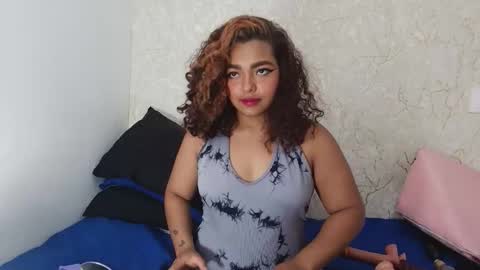 Snapshot of s_sofia_ chatting on 09.22.25 s_sofia_ online show from 09.22.25