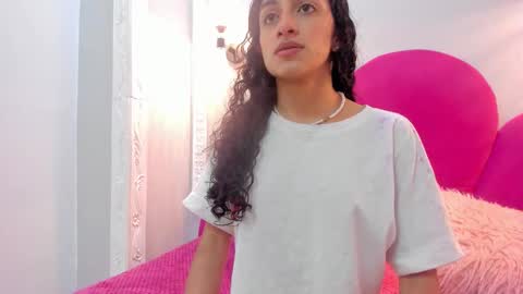 Snapshot of saammy_17 chatting on 10.15.25 sammy online show from 10.15.25