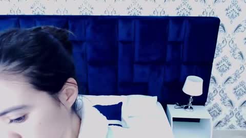 Saara Brown online show from 03.03.25