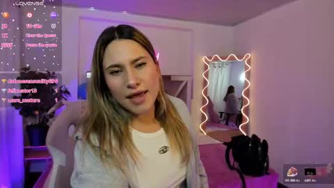 Snapshot of saaya_tay chatting on 02.26.25 saaya_tay online show from 02.26.25