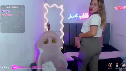 Snapshot of saaya_tay chatting on 03.01.25 saaya_tay online show from 03.01.25